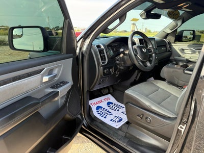 2022 RAM 1500 Big Horn Crew Cab 4x4 5'7" Box