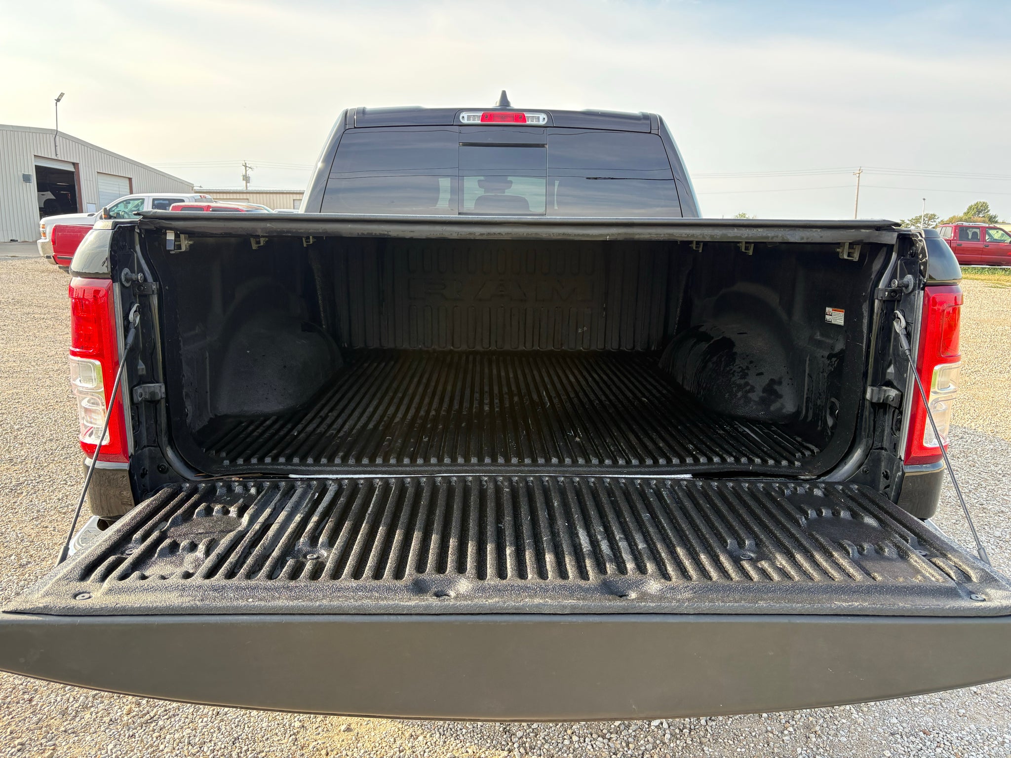 2022 RAM 1500 Big Horn Crew Cab 4x4 5'7" Box