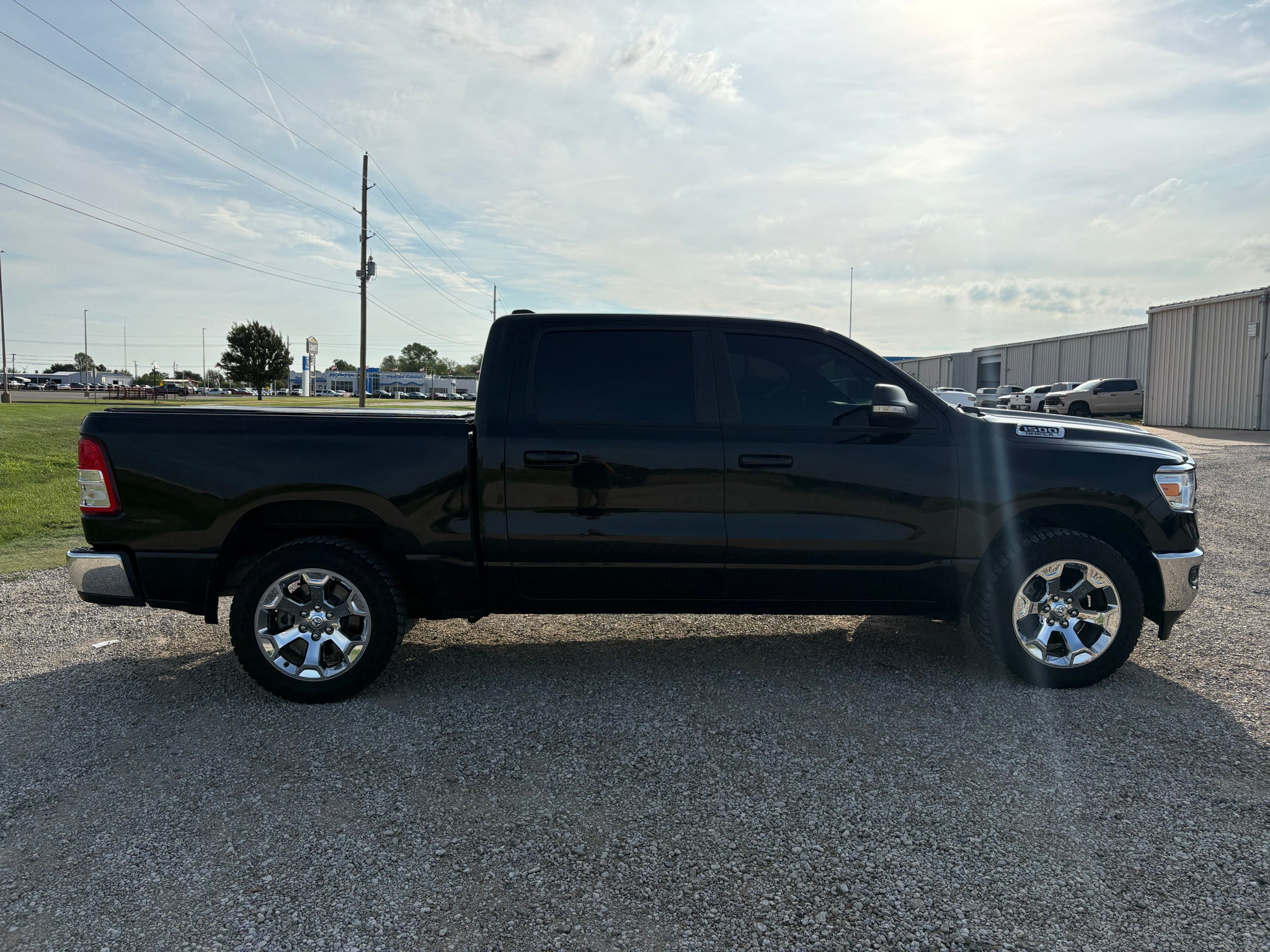 2022 RAM 1500 Big Horn Crew Cab 4x4 5'7" Box