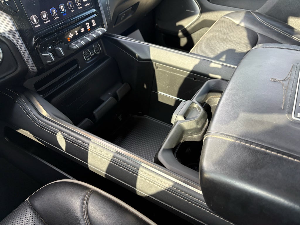 2020 RAM 1500 Limited Crew Cab 4x4 5'7" Box
