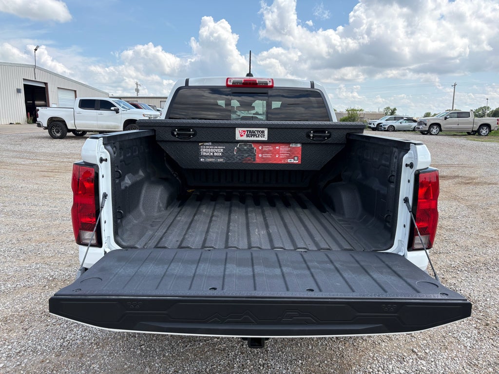 2024 Chevrolet Colorado WT