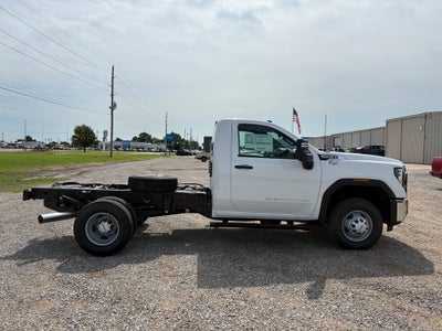 2026 GMC Sierra 3500 HD Chassis Cab Pro