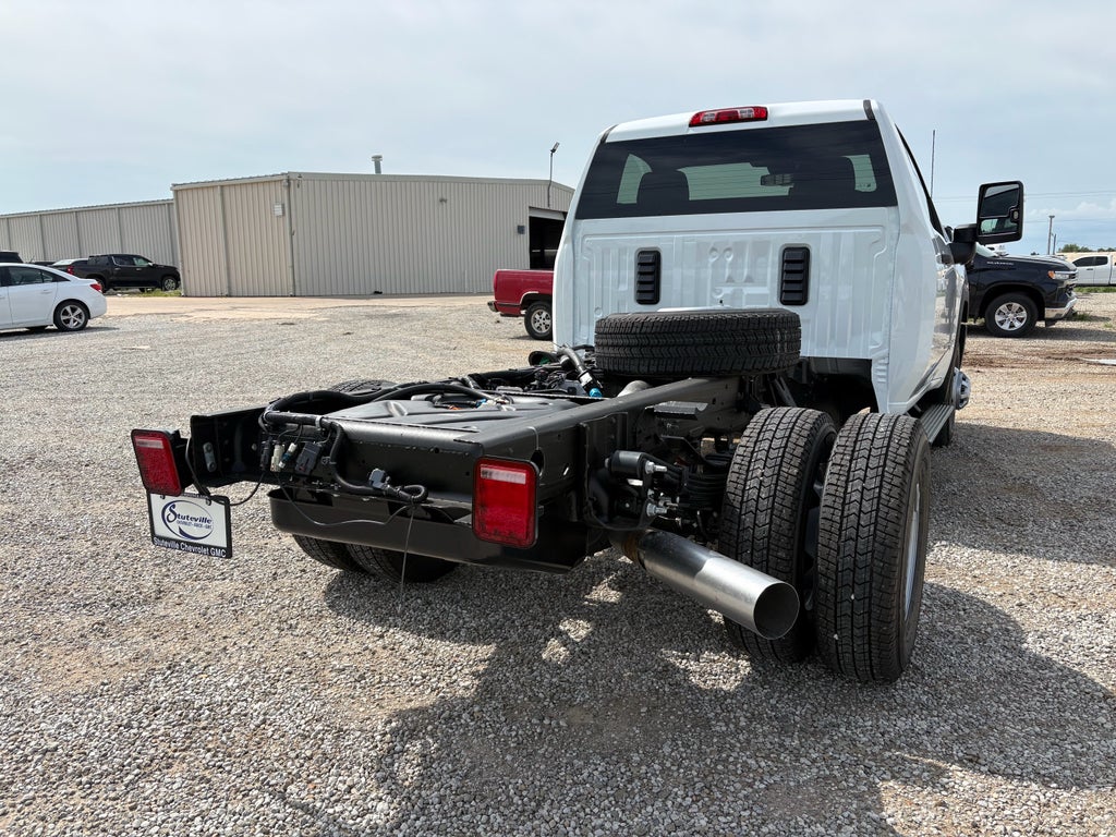 2026 GMC Sierra 3500 HD Chassis Cab Pro