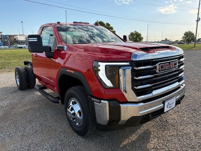 2026 GMC Sierra 3500 HD Chassis Cab SLE