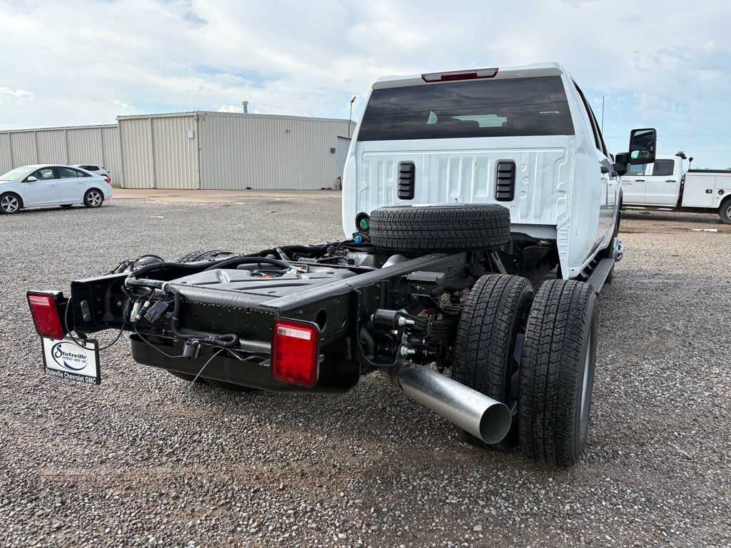 2026 GMC Sierra 3500 HD Chassis Cab Pro