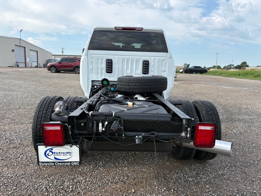 2026 GMC Sierra 3500 HD Chassis Cab Pro