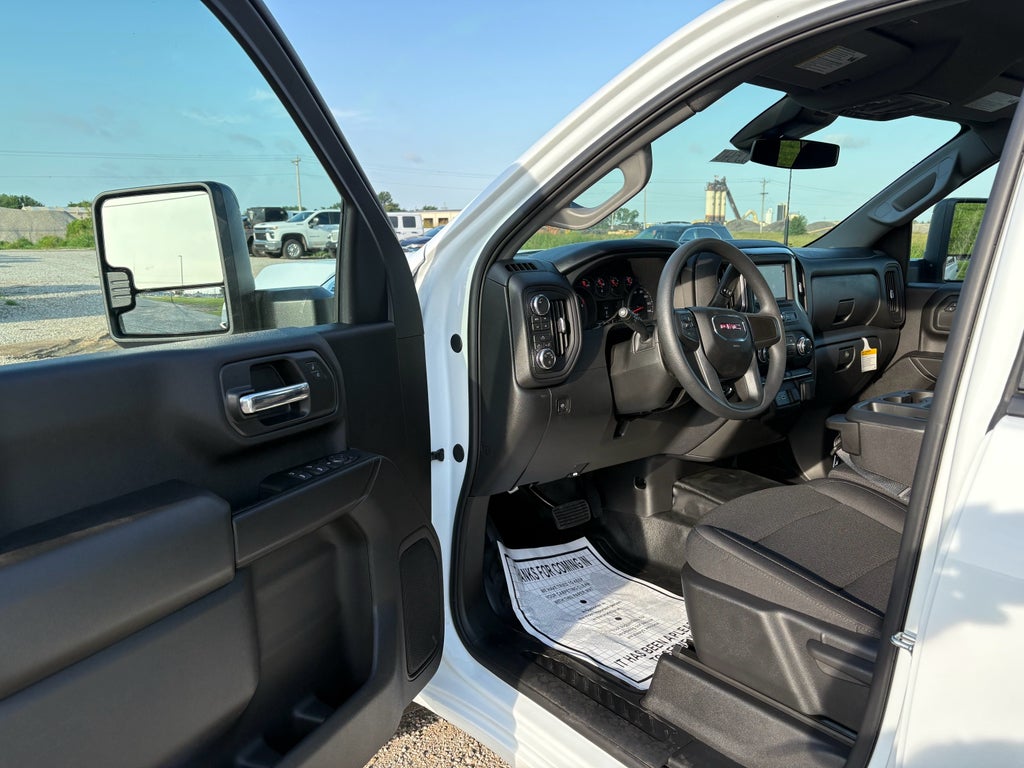 2026 GMC Sierra 3500 HD Chassis Cab Pro