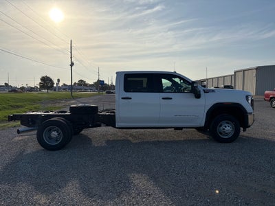 2026 GMC Sierra 3500 HD Chassis Cab Pro