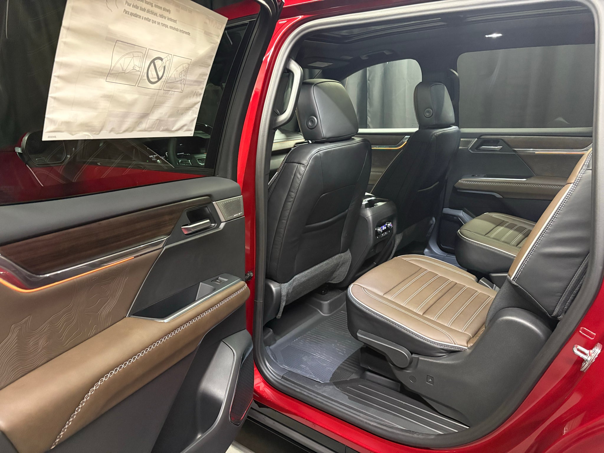 2027 GMC Acadia Denali Ultimate
