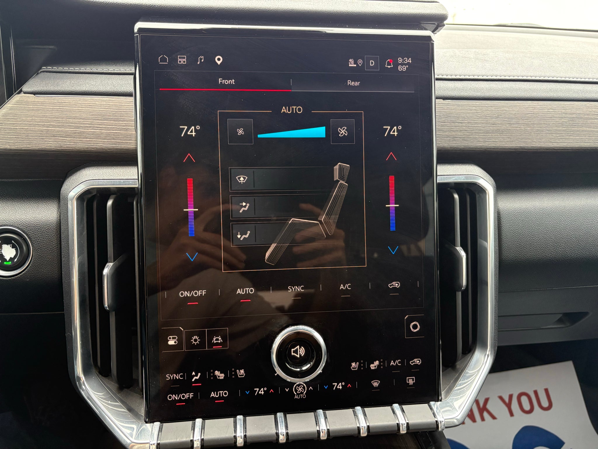 2024 GMC Acadia Denali