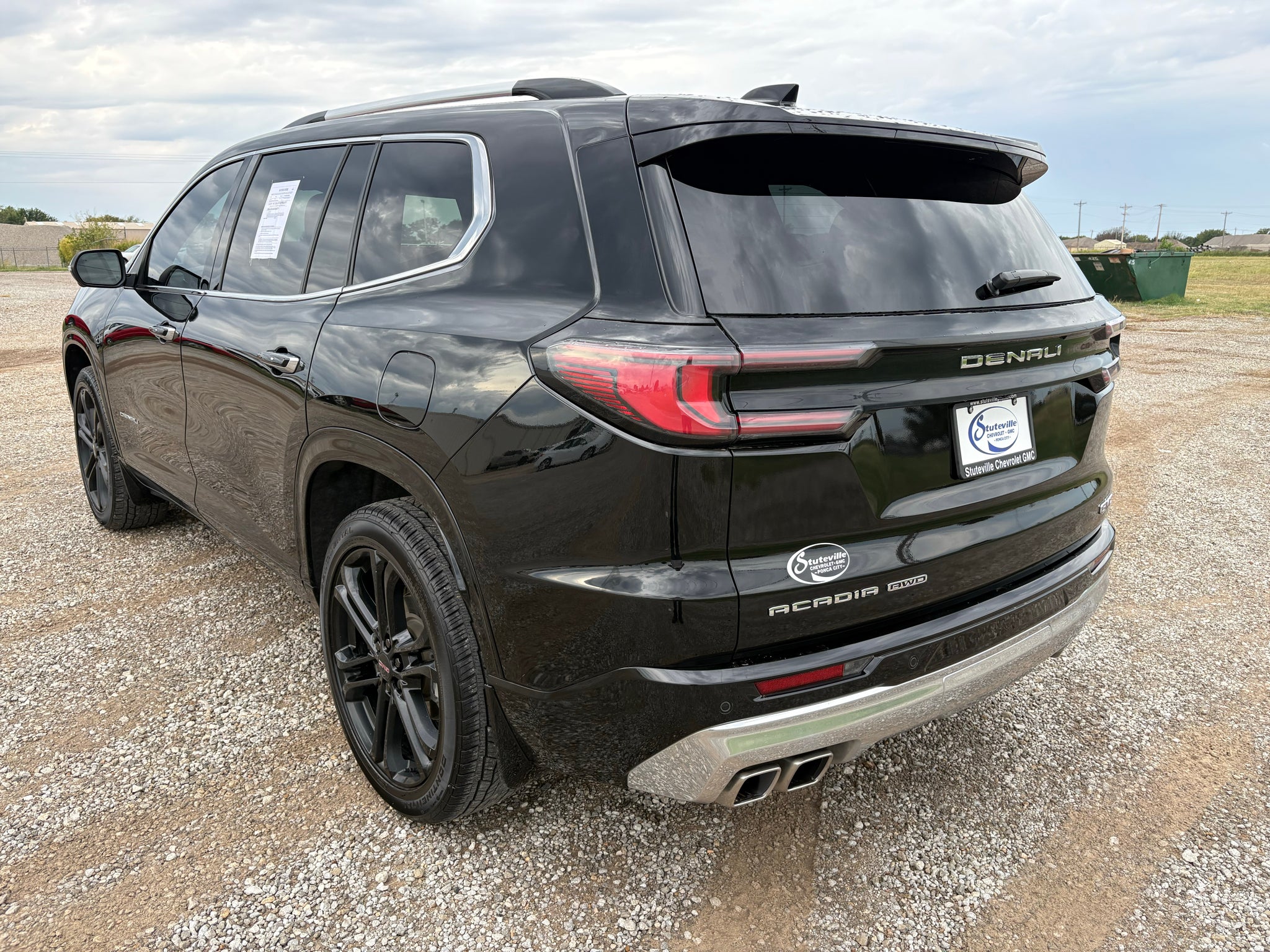 2024 GMC Acadia Denali