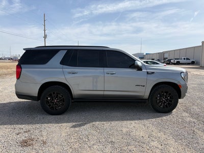 2023 GMC Yukon AT4