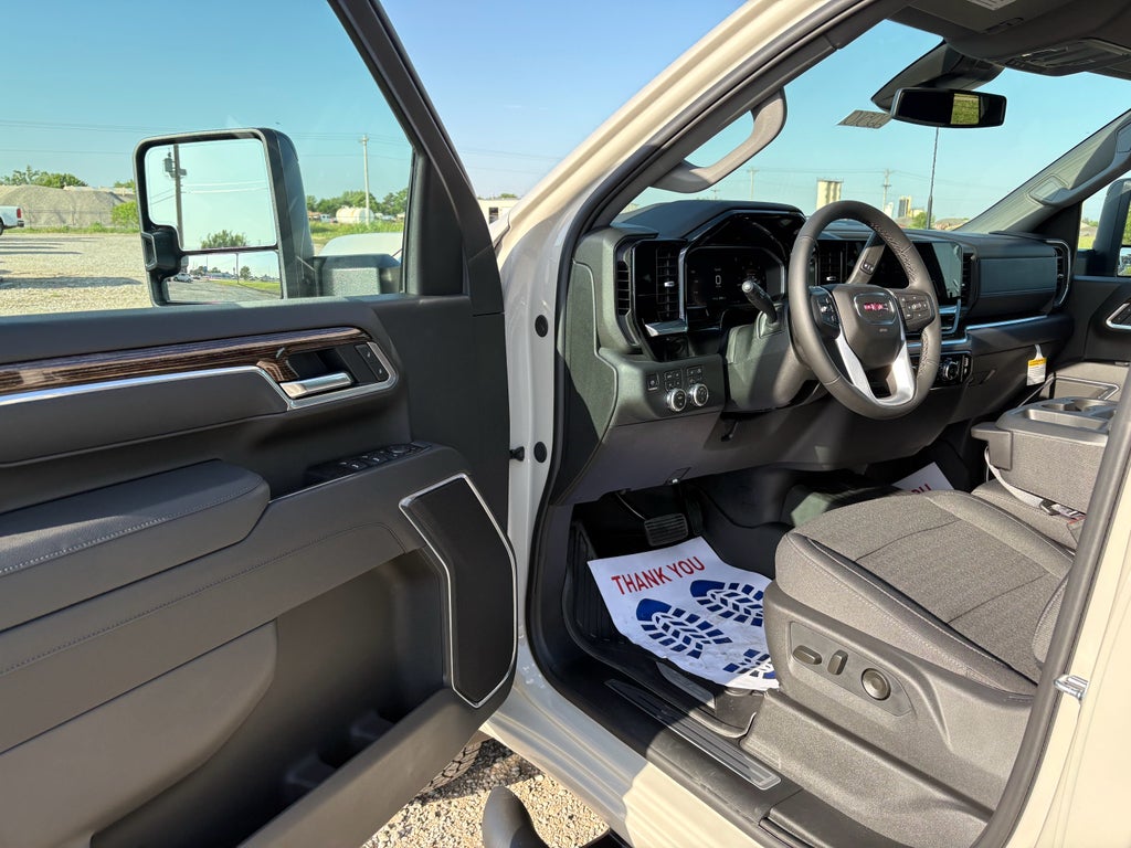 2026 GMC Sierra 2500 HD SLE