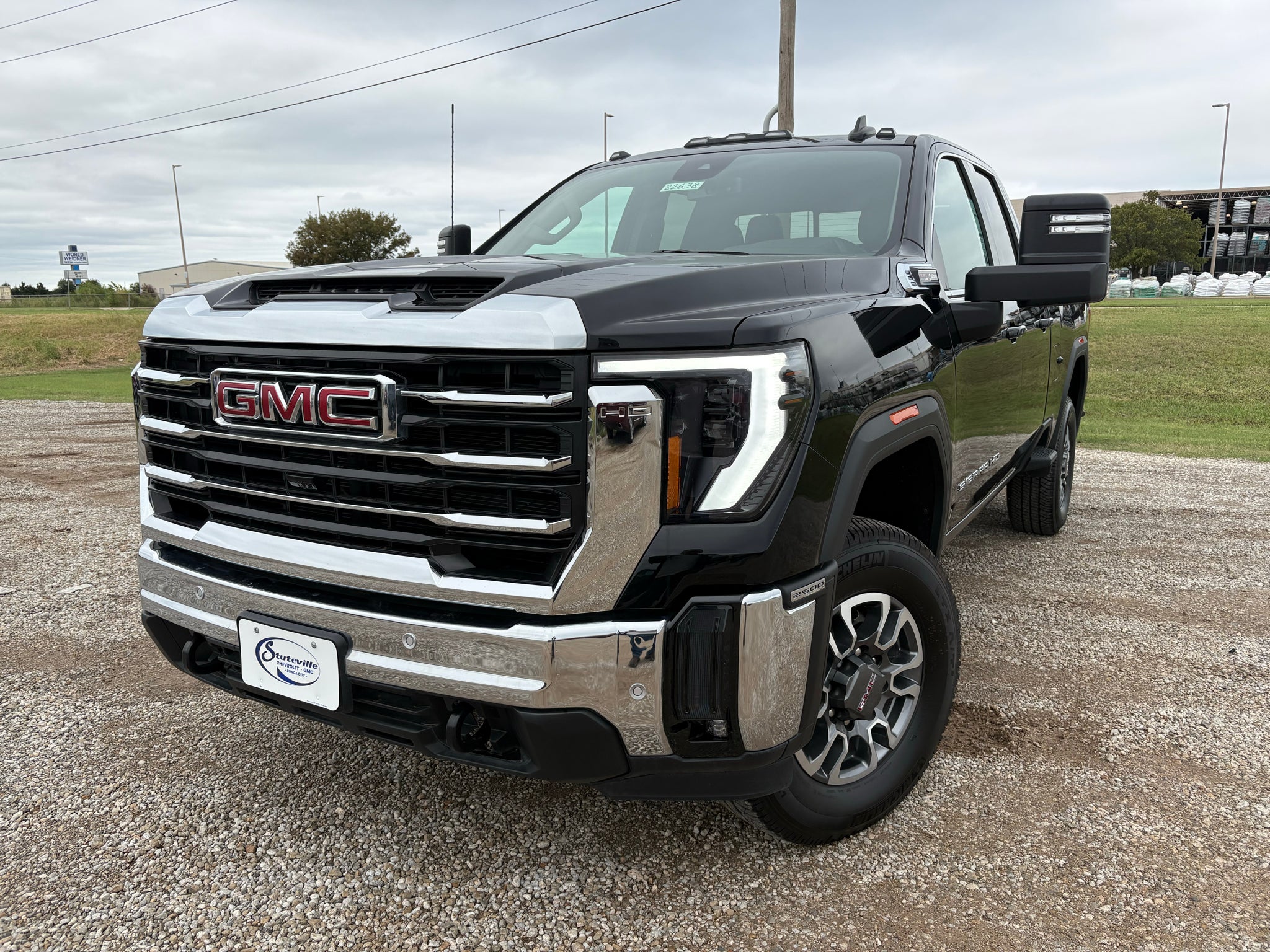 2026 GMC Sierra 2500 HD SLE