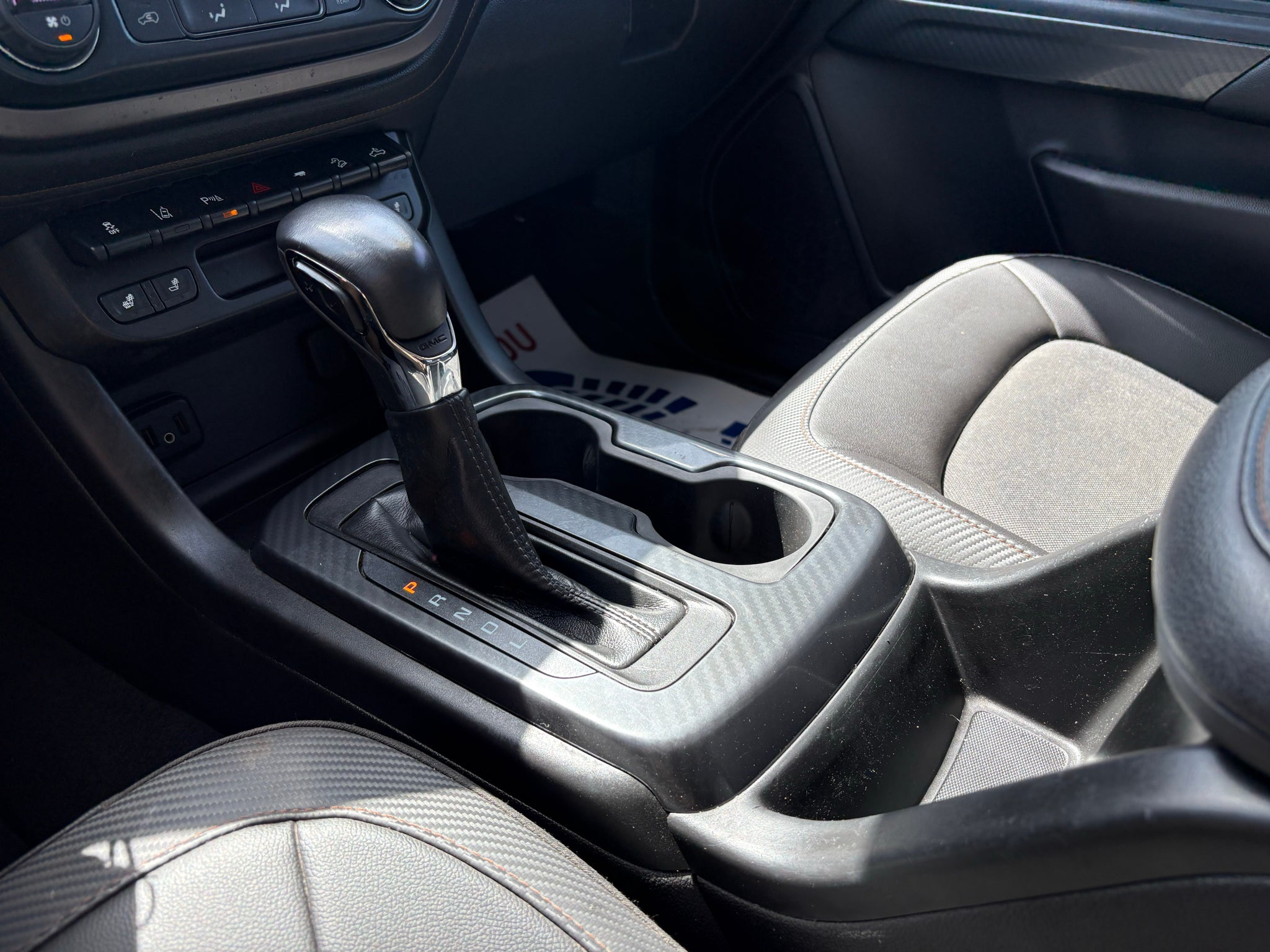 2022 GMC Canyon 4WD AT4 w/Cloth