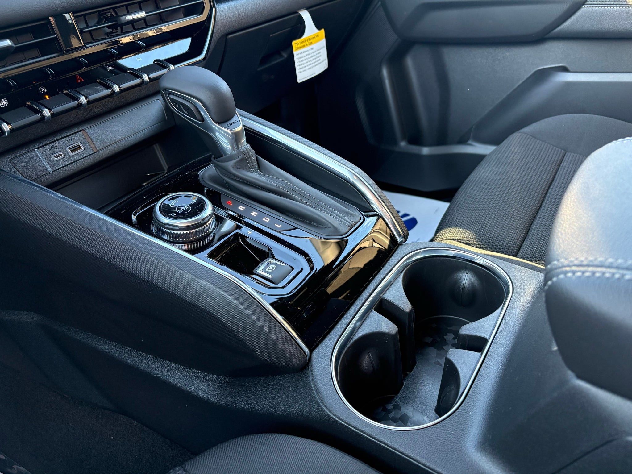 2026 GMC Canyon Elevation - Photo 13