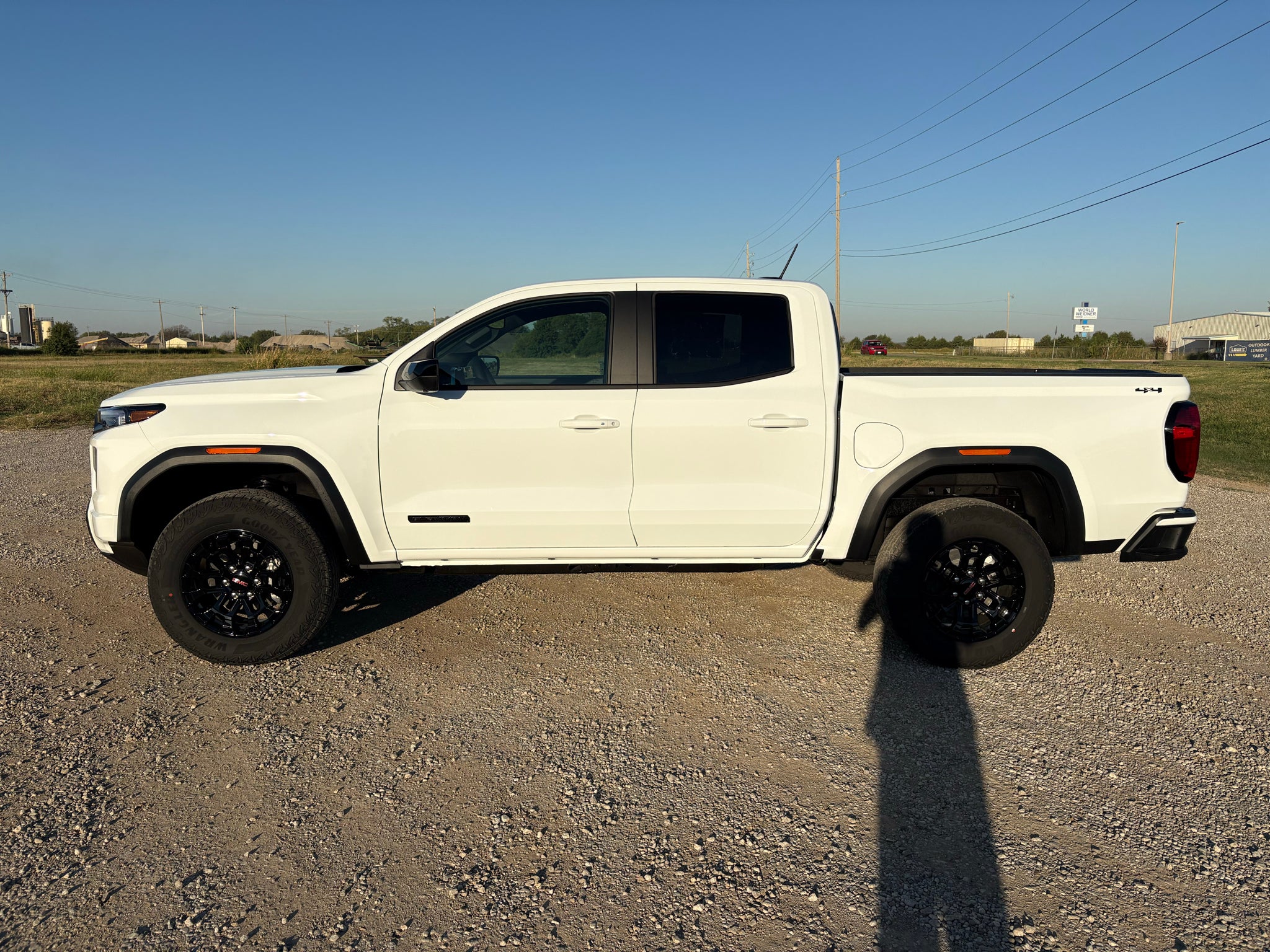 2026 GMC Canyon Elevation - Photo 8