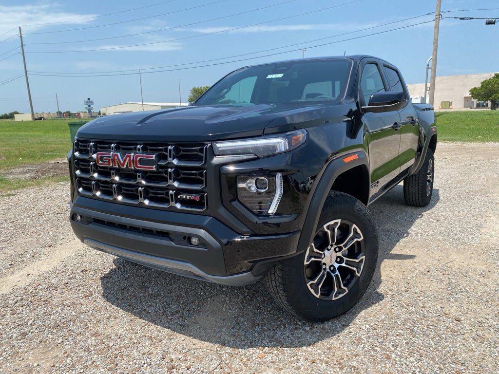 2025 GMC Canyon AT4