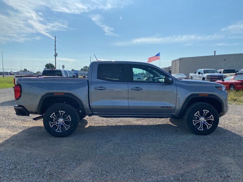 2025 GMC Canyon AT4