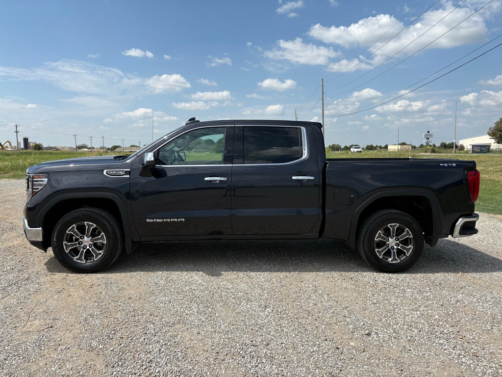 2025 GMC Sierra 1500 SLT