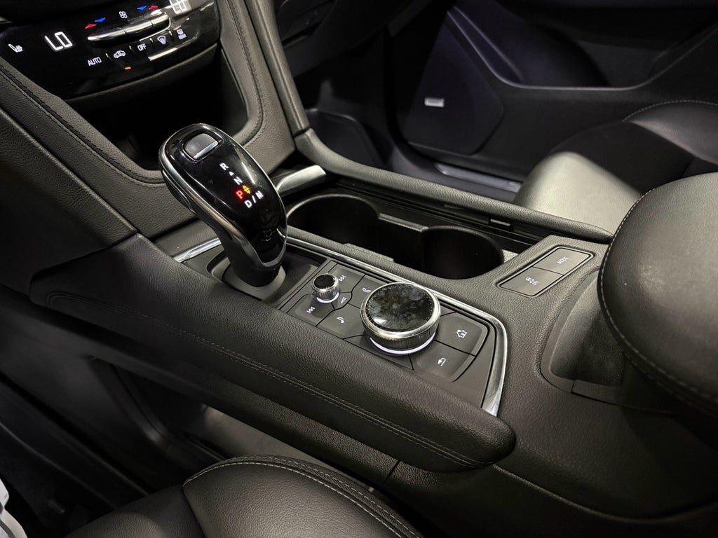 2021 Cadillac XT5 FWD Luxury