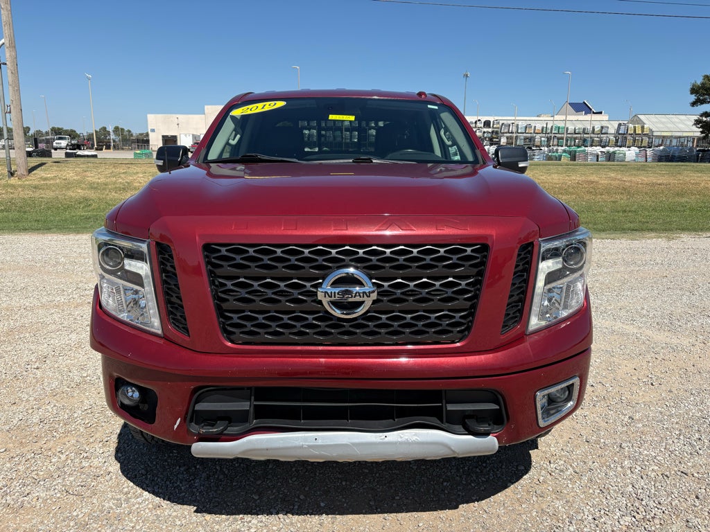 2019 Nissan TITAN PRO-4X