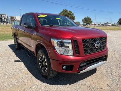 2019 Nissan TITAN PRO-4X