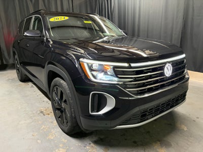 2024 Volkswagen Atlas 2.0T SE w/Technology