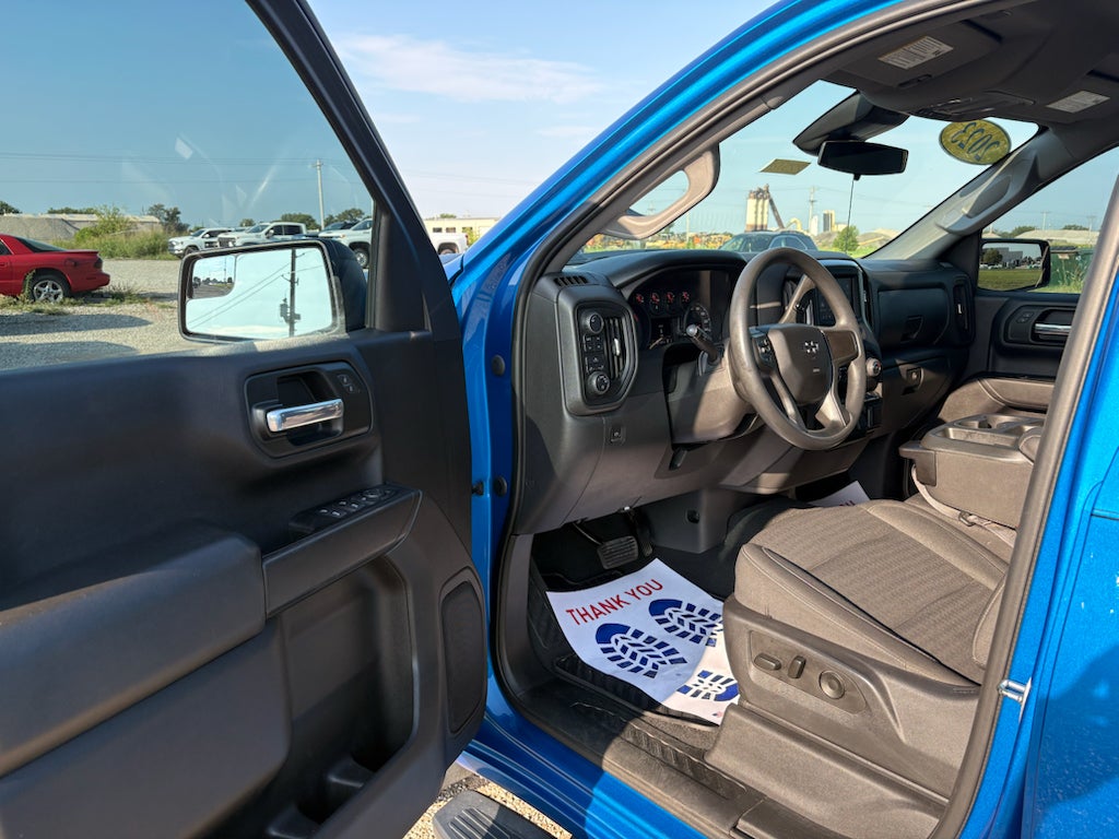 2023 Chevrolet Silverado 1500 Custom Trail Boss