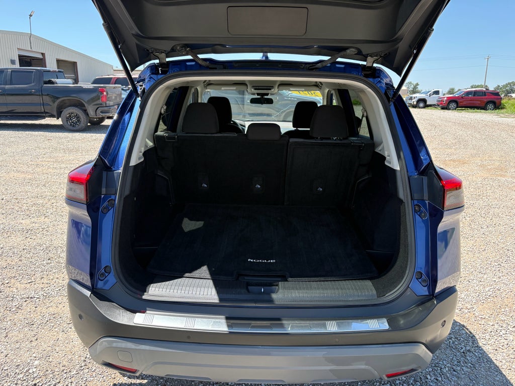 2021 Nissan Rogue SV FWD
