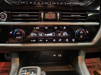 2024 Nissan Pathfinder SL 4WD