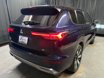 2025 Mitsubishi Outlander SE