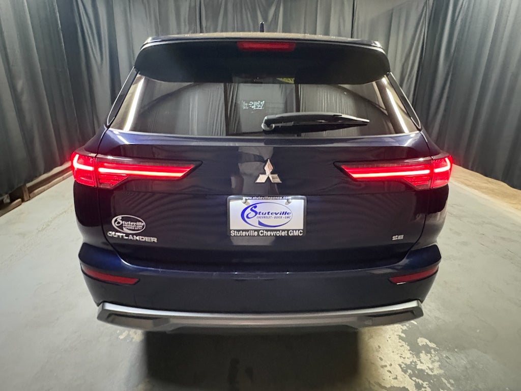 2025 Mitsubishi Outlander SE