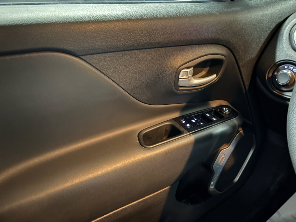 2023 Jeep Renegade Latitude 4x4