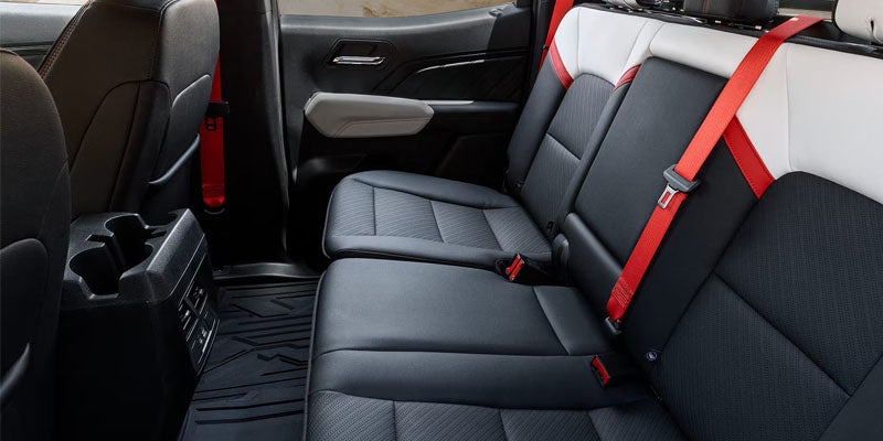 Comfortable interior of the 2026 GMC Canyon